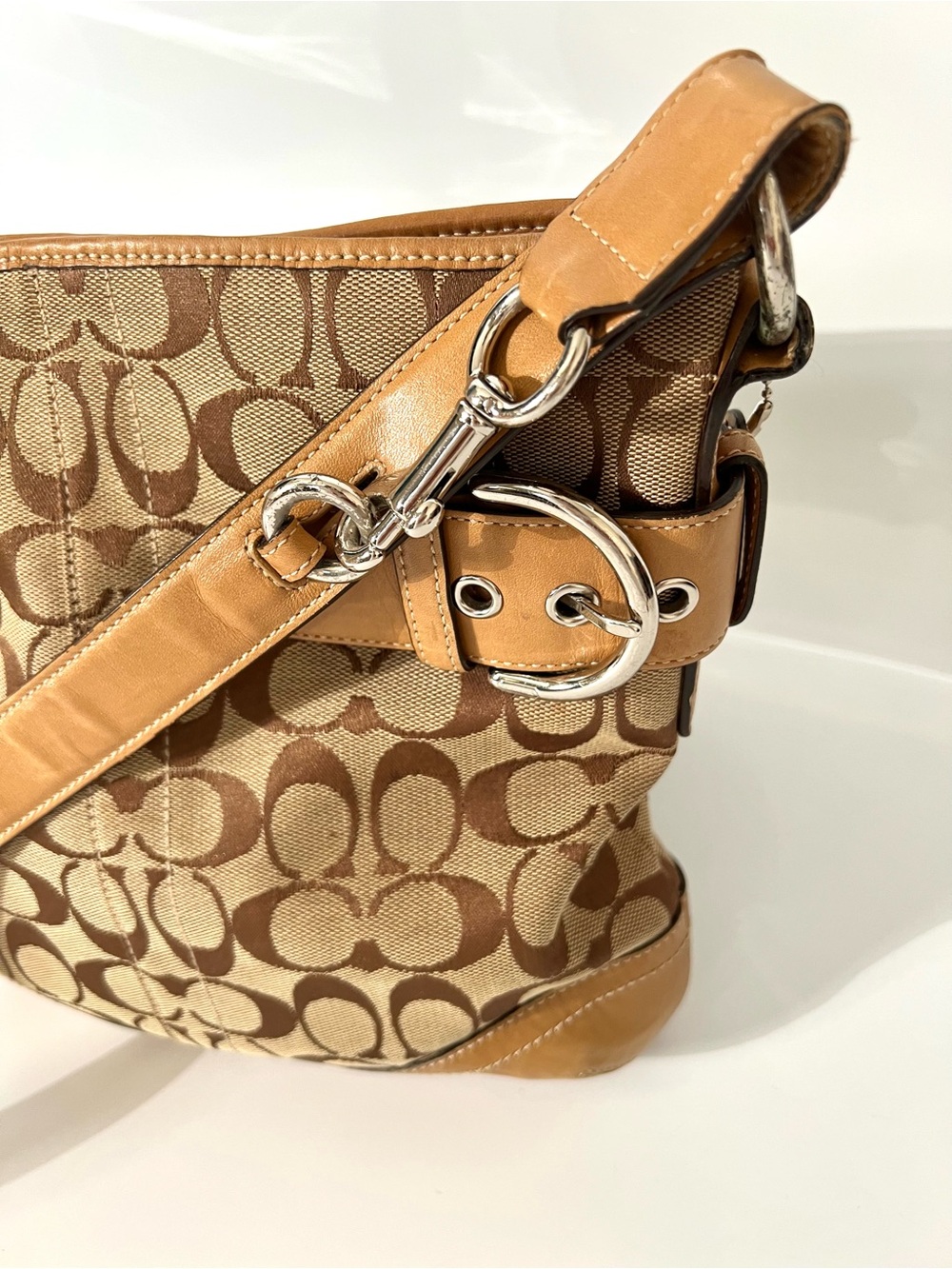 Vintage Coach Signature Jacquard Soho Duffle Bag No H05K- 3574 - Picture 7 of 14